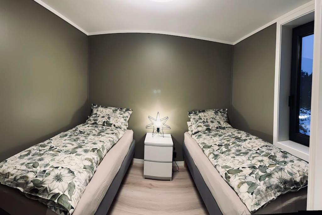 Familievennlig Apartment 트베데스트란 외부 사진